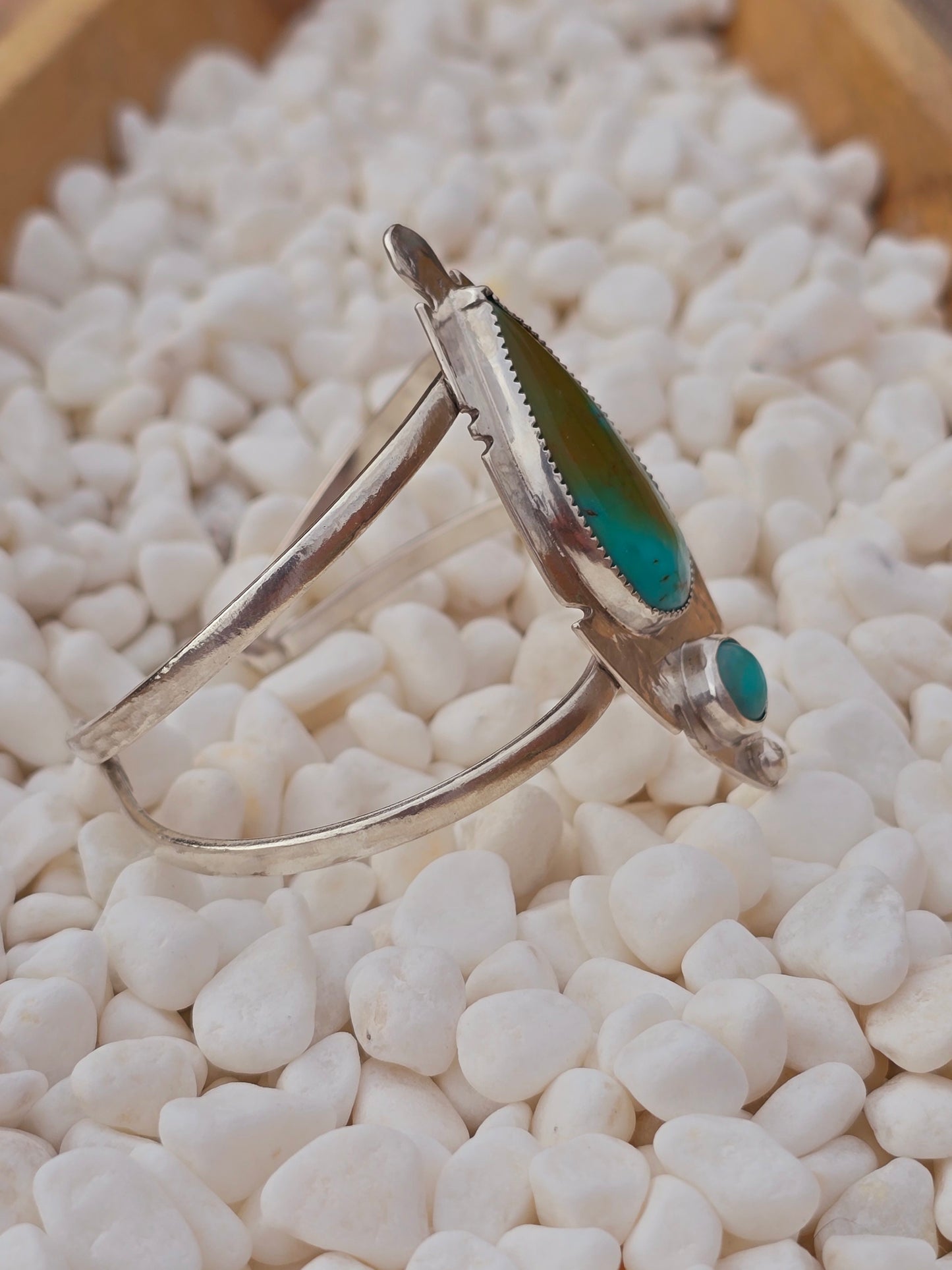 Arrow Cuff